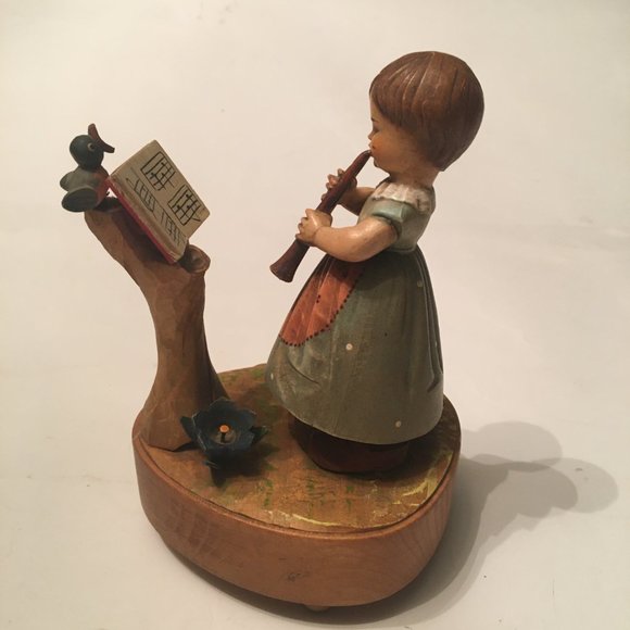 Vintage Wooden  Girl Playing Flute - Picture 5 of 11